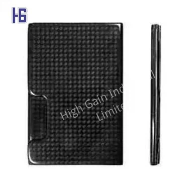 Hiilikuituinen nimikorttipidike