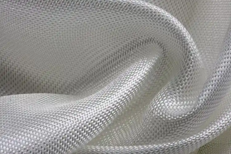 Johdanto kolmeen suurimpaan komposiittimateriaaliin